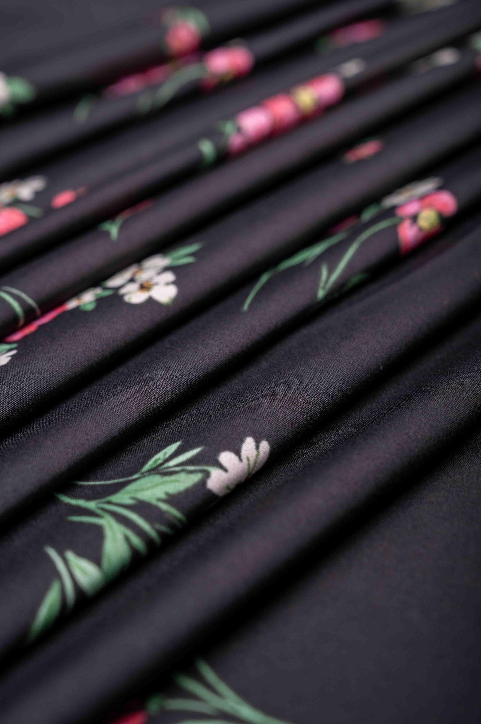 Black Floral Big width Crepe Fabric